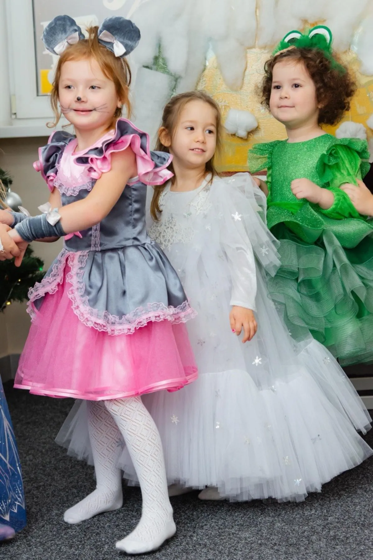 Карнавальні костюми